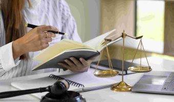 How much does it cost to divorce with children in oklahoma
